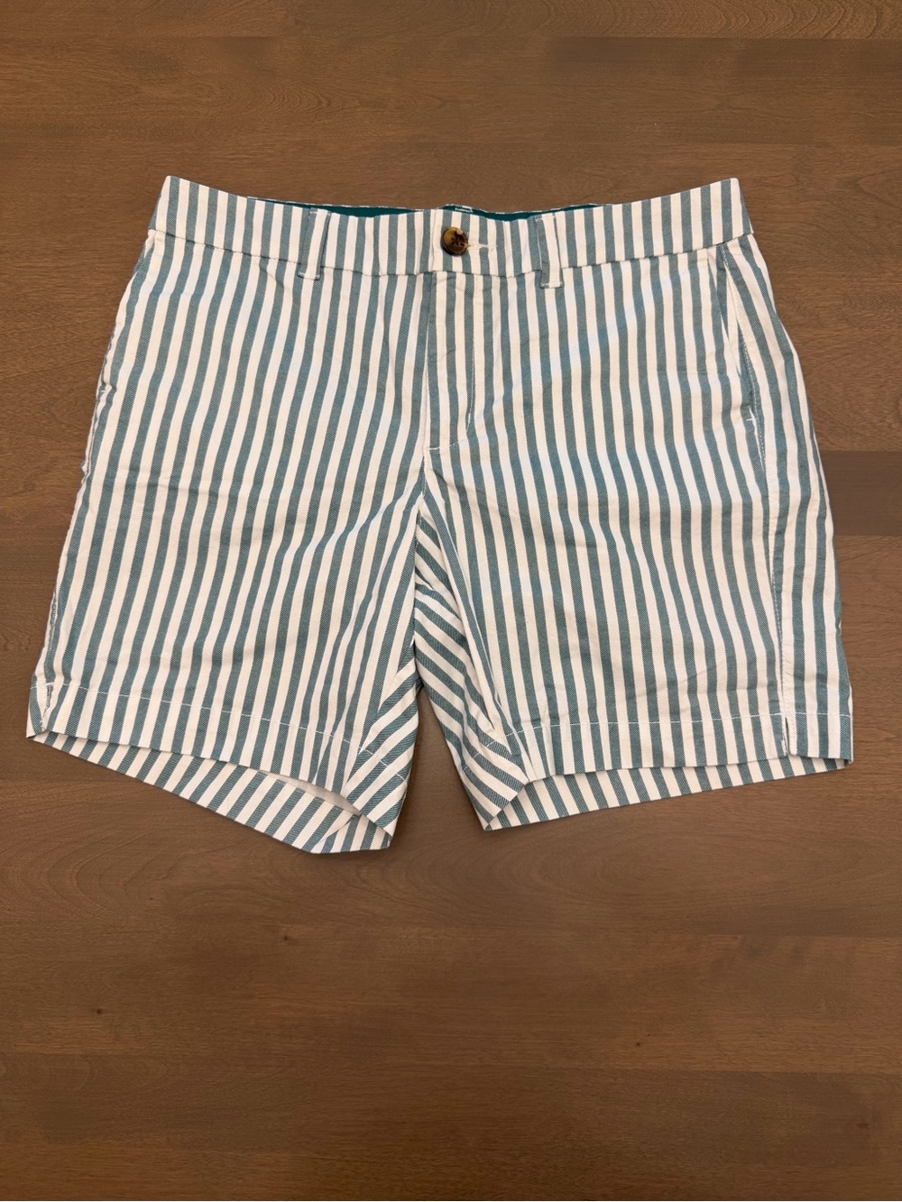 Old Navy Women’s Everyday Shorts Size 8 Green White Striped Chino